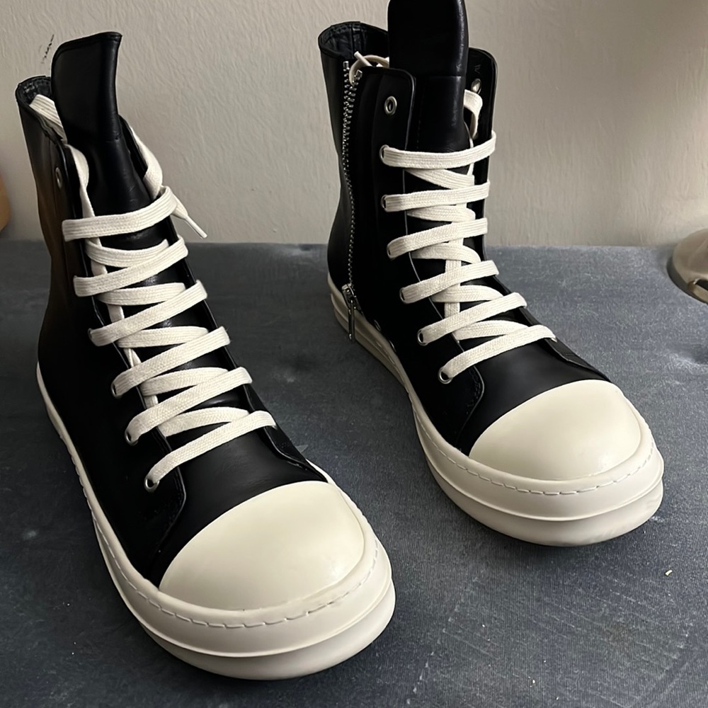 Men Rick owens